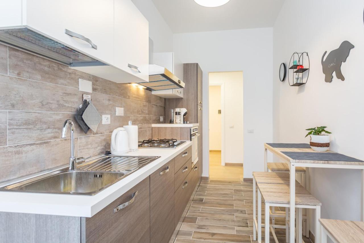 St Peter Cozy 2 Bdr Apartment With Garage Rome Buitenkant foto